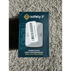Safety 1st Outlet Cover with Cord 1 Count (Pack of 1), White / Cream